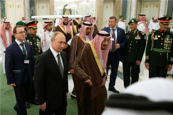 الرئيس الروسي فلاديمير بوتين و الملك سلمان بن عبد العزيز