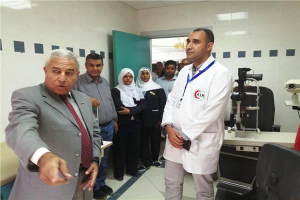  محافظ أسوان يتفقد مستشفى أبو سمبل الدولي