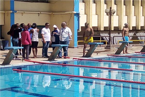 فوز جامعة عين شمس بميداليتين ذهبيبتن فى السباحة بأسبوع الشباب الأفريقي