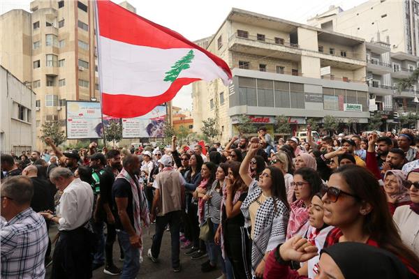 استمرار المظاهرات في لبنان لليوم الـ 13 