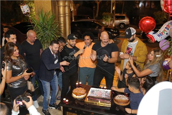  نجوم الفن يحتفلون بعيد ميلاد أحمد التهامي