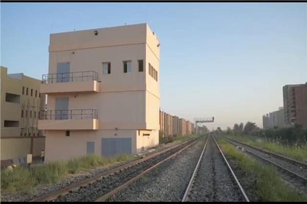 دخول برج بني مزار للسكة الحديد الخدمة ضمن «تطوير الإشارات»