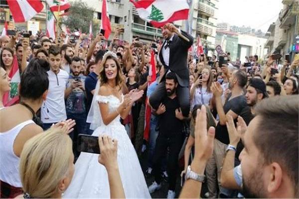 اغاني وافراح في ساحة المظاهرات اللبنانية