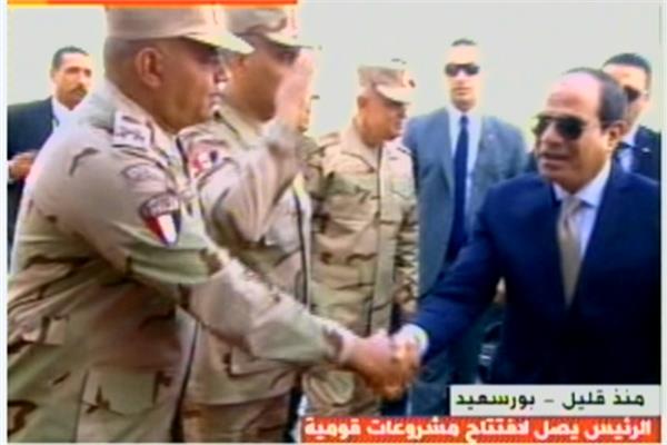 وصول الرئيس السيسي لافتتاح مشروعات قومية ببورسعيد