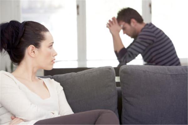 طلب الزوجة الطلاق بسبب «العِنة»