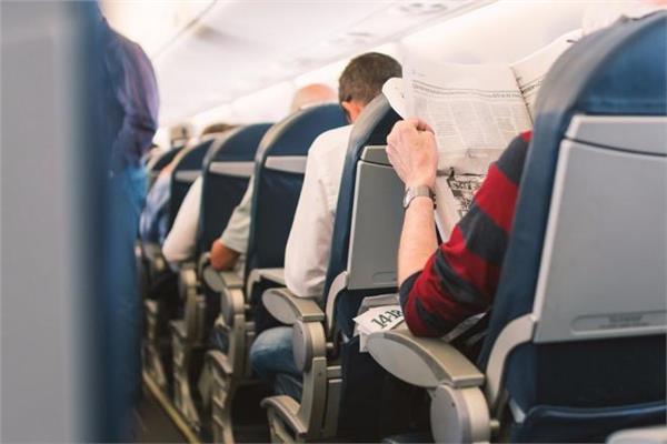 قانون جديد من الطيران للسيطرة على «الراكب المزعج»
