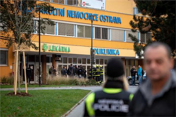 ستة‭ ‬قتلى في إطلاق النار بمستشفى أوسترافا