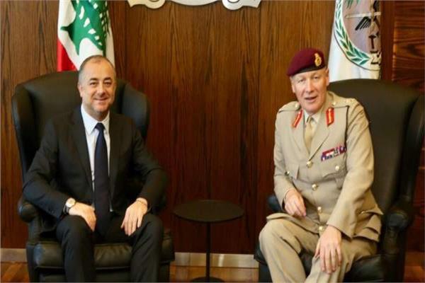 وزير الدفاع اللبناني إلياس بو صعب، يستقبل الجنرال لوريمر