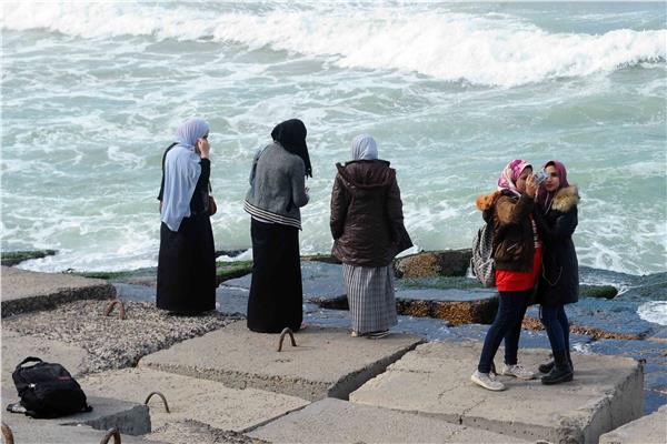 موجة صقيع تسبق نوة"الفيضة الصغرى" في الإسكندرية