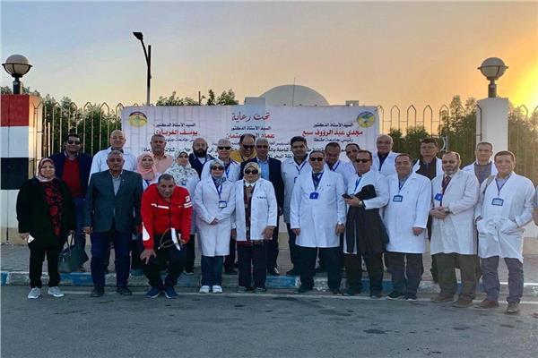 قوافل جامعة طنطا تقدم الرعاية الطبية لأبناء محافظة البحر الأحمر.                       