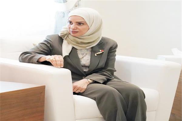 فوزية زينل أول رئيسة لمجلس النواب البحرينى