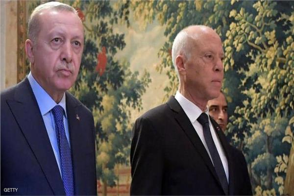 الرئيس التونسي قيس سعيد ونظيره التركي رجب طيب أردوغان
