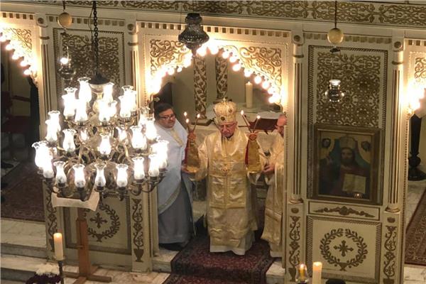 بطريرك الروم الكاثوليك يزور كنيسة سيدة البشارة بشبرا