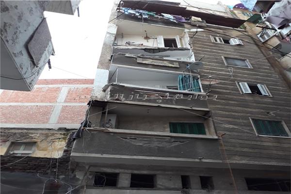 إصابة سيدة في انهيار شرفة عقار شرق الإسكندرية بسبب الأمطار