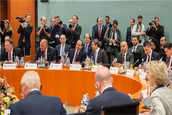 عبدالله بن زايد يترأس وفد الدولة في مؤتمر برلين حول ليبيا