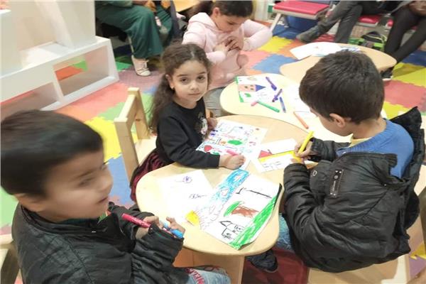 «رياضيات وهندسة مجسمة».. ورش الأطفال يوم الجمعة بجناح الأزهر بمعرض القاهرة الدولي للكتاب