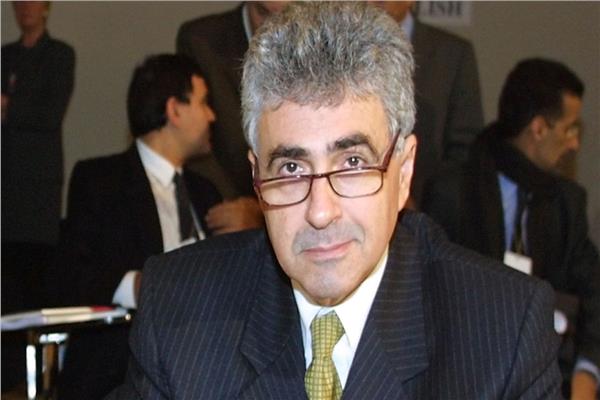 وزير الخارجية اللبناني الجديد الدكتور ناصيف حتي