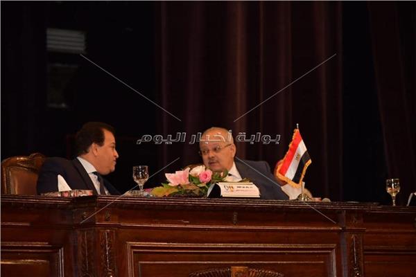 د.محمد عثمان الخشت رئيس جامعة القاهرة