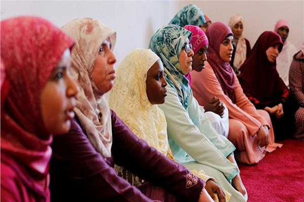 المغرب يحسم الجدل حول تزويج الفتيات القاصرات 