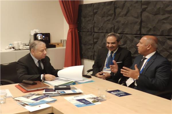 «الوزير» يبحث مع مبعوث سكرتير الأمم المتحدة تعزيز سلامة الطرق في مصر