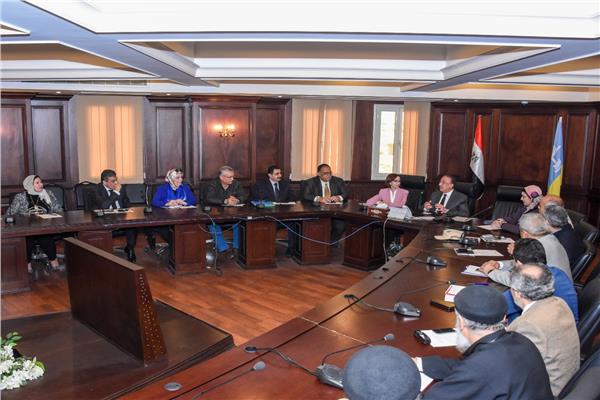 محافظ الإسكندرية توحيد جهود كافة الجهات لنشر الوعي الوقائي بفيروس كورونا