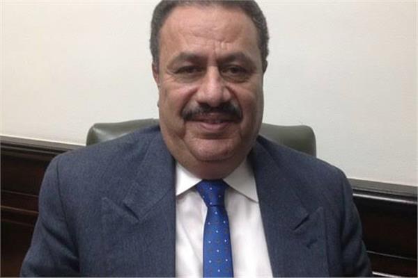  رضا عبد القادر، رئيس مصلحة الضرائب المصرية