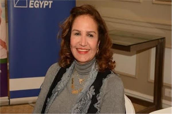 الدكتورة زينب الغزالي رئيس لجنة المرأة بالجمعية المصرية اللبنانية لرجال الأعمال
