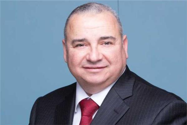 الدكتور محي حافظ رئيس لجنة الصحة والصناعات الدوائية باتحاد المستثمرين