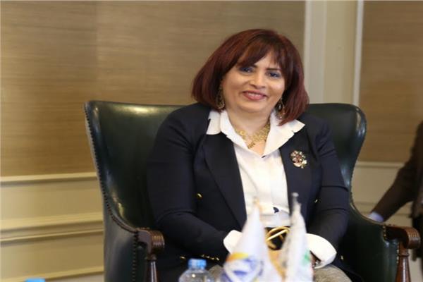 الدكتورة عزة العشماوى الأمين العام للمجلس القومي للطفولة والأمومة