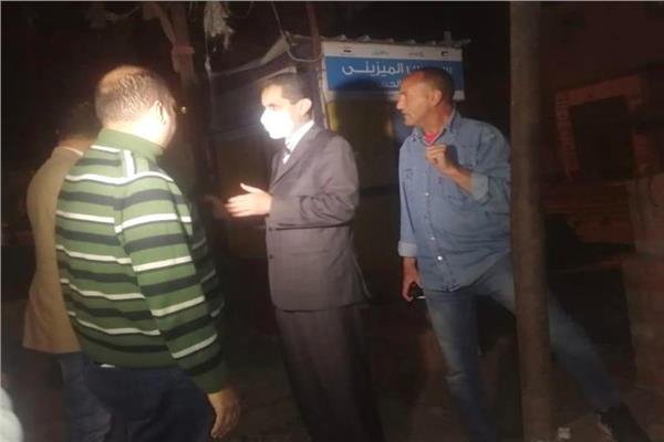 جولة ليلية لمحافظ الغربية لمدينة قطور لمتابعة قرار الحظر