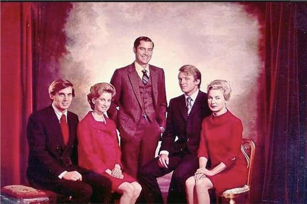 صورة لأشقاء ترامب، (من اليمين): ماريان، دونالد، فريد، إليزابيث، روبرت