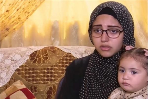  أمل عبد الحميد ضحية الاغتصاب في أجا وطفلتها 