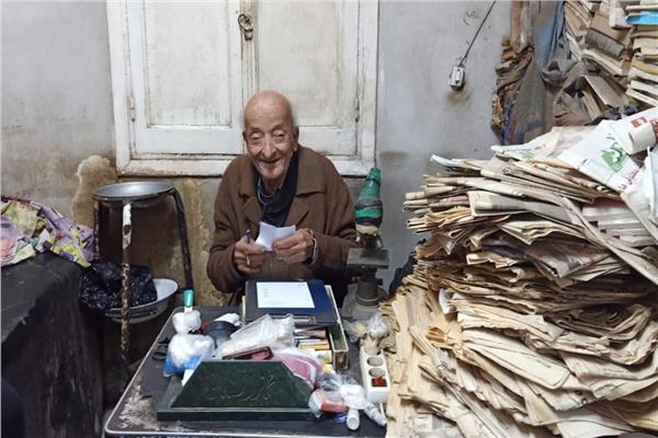 محمد مشالي.. «طبيب البريزة» من غلابة الأرض لبساطة القبر