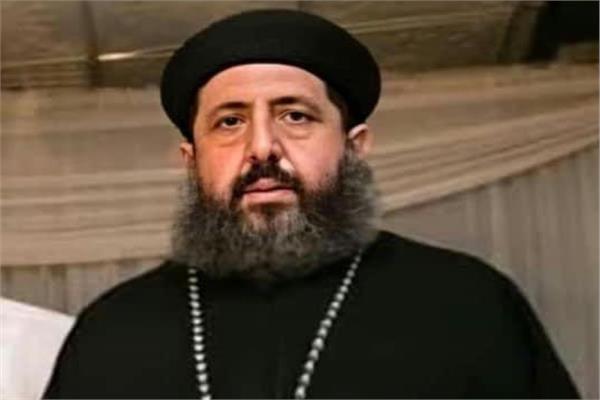 الأب الوقور القمص أبرآم القمص سمعان كاهن كنيسة الشهيد مار فام 
