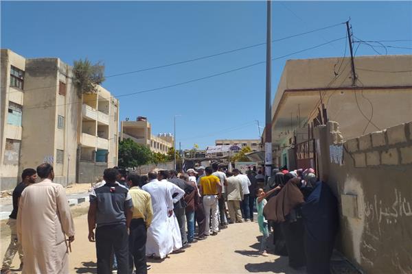  الناخبون يدلون بأصواتهم وسط اجراءات احترازية وقائية بشمال سيناء