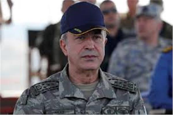 وزير الدفاع التركي 