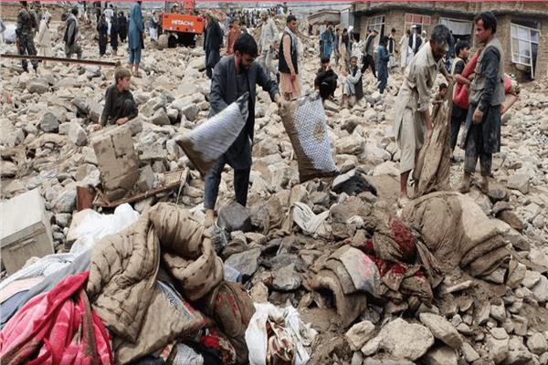 السيول تودي بحياة 160 في أفغانستان والبحث مستمر عن جثث