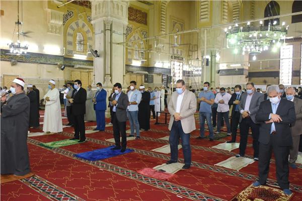 صلاة الجمعة بمسجد الفتح في الزقازيق