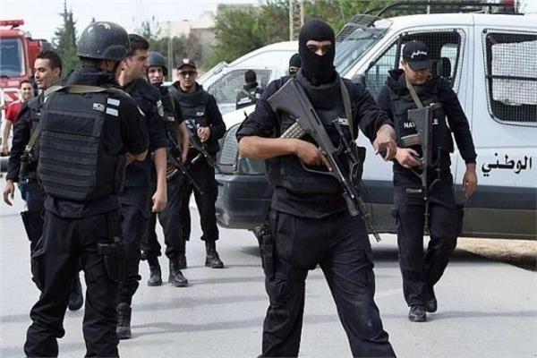 مقتل شرطي وإصابة آخر في هجوم إرهابي بتونس