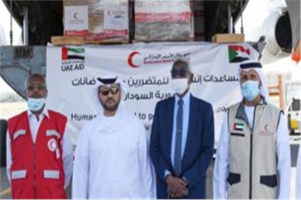 الإمارات ترسل مساعدات طبية عاجلة إلى العراق لتعزيز جهود مكافحة كورونا