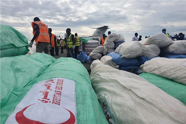 197 طن من المساعدات الغذائية والإغاثية إلى شمال وجنوب السودان