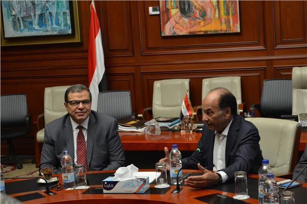 وزير القوى العاملة ينعى وفاة محمد فريد خميس
