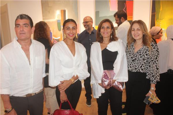 ميس حمدان في افتتاح معرض وليد طاهر