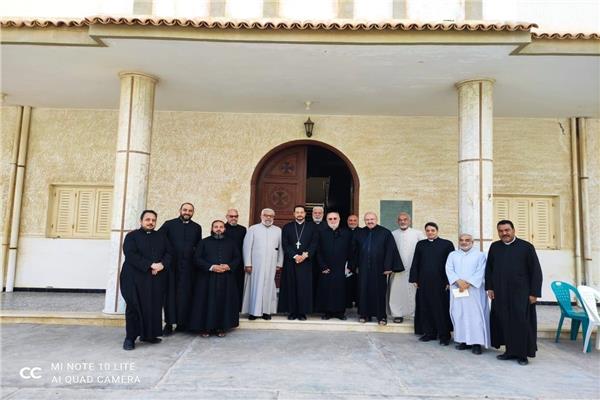 الأنبا باخوم يلتقى بمجمع الآباء الكهنة بالأسكندرية