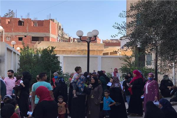 قوافل طبية للكشف على المواطنين احتفالا بالعيد القومي لمحافظة الغربيه 