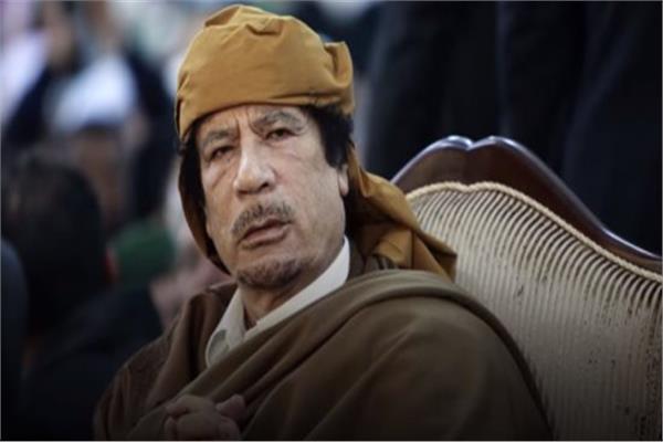 العقيد الليبي الراحل معمر القذافي
