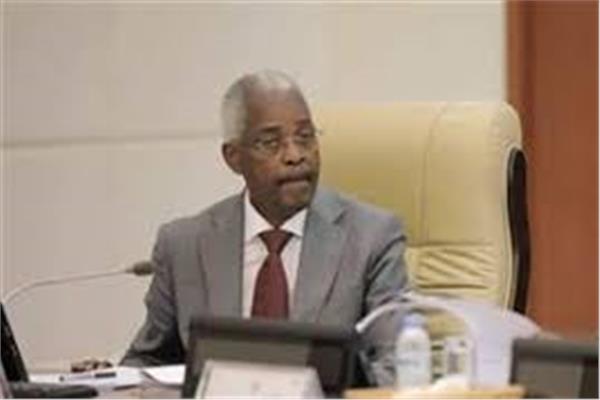 وزير شئون مجلس الوزراء السوداني السفير عمر بشير مانيس