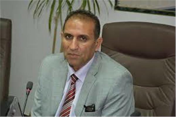  رئيس جامعة أسوان الدكتور أحمد غلاب