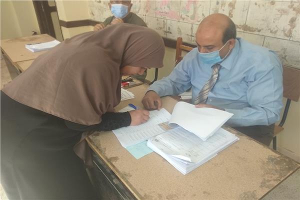 عملية التصويت بانتخابات مجلس النواب بمدينة الصف