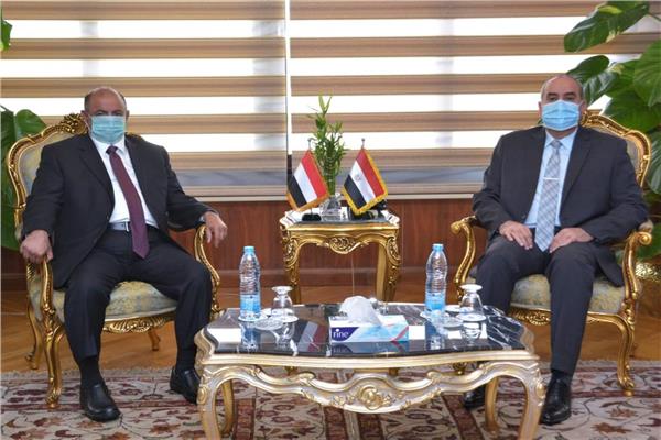 وزير الطيران يستقبل نائب رئيس الوزراء اليمني لبحث التعاون المشترك